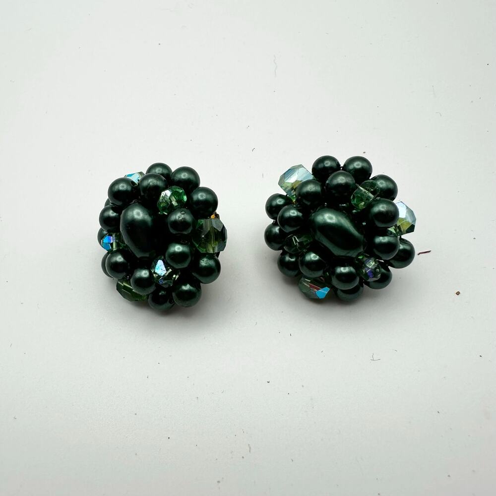 Vintage Japan Marked Dark Green Round Beaded Cluster Clip On Earrings Gold
